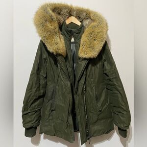 Aritzia Babaton Harrison Parka Jacket